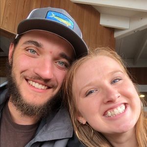 Meet your Posher, Chloe